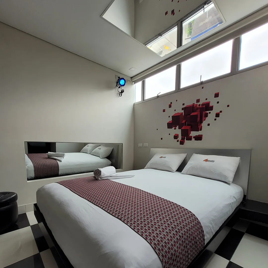 Motel Thematic Suites