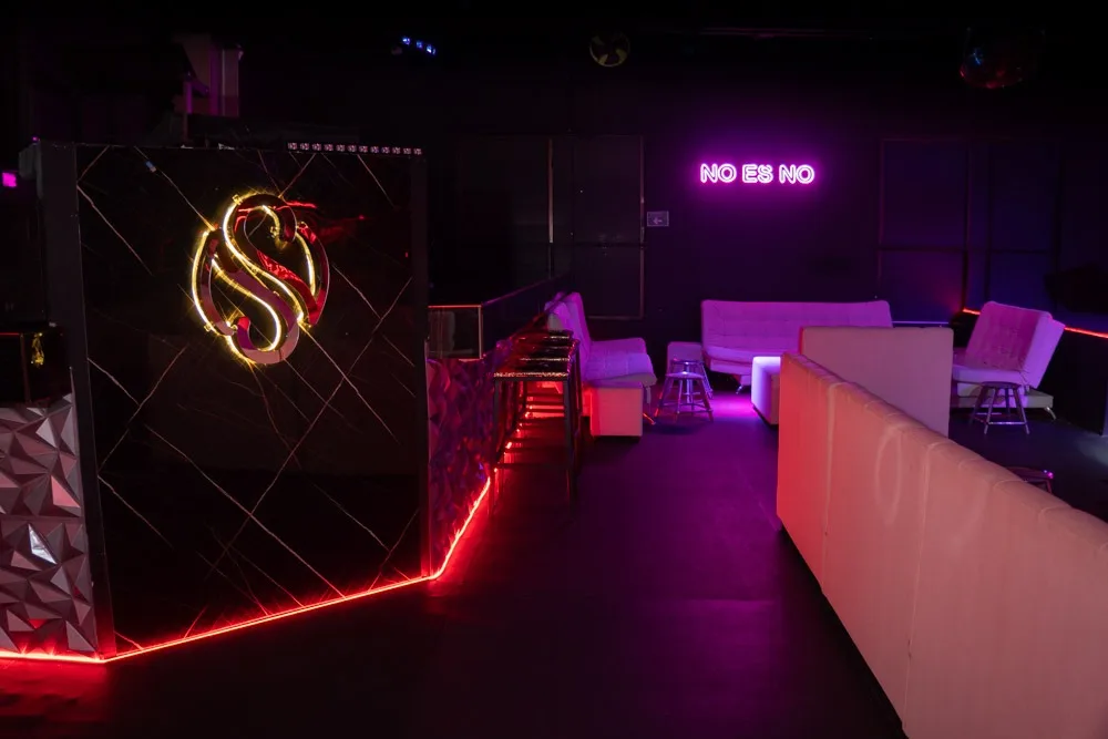 Scarlett Club SW