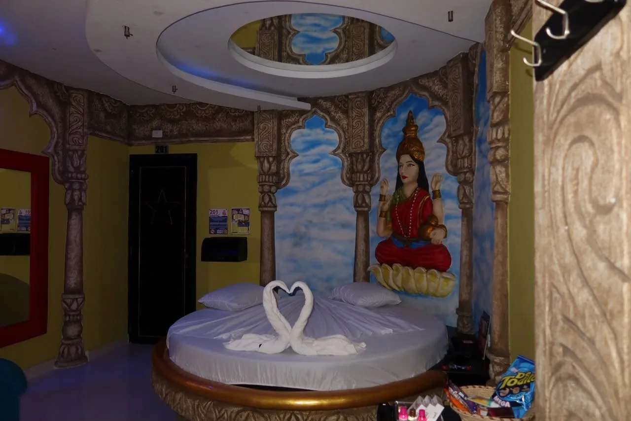 Star Suites